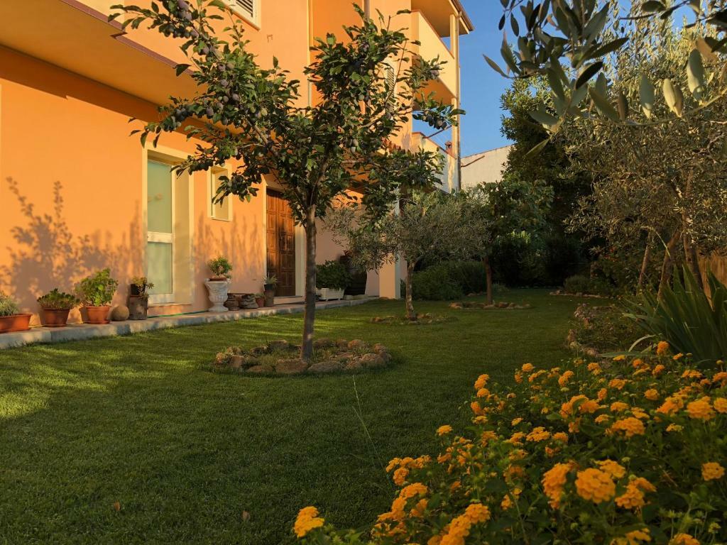 B&B I Fenicotteri Muravera Exterior photo